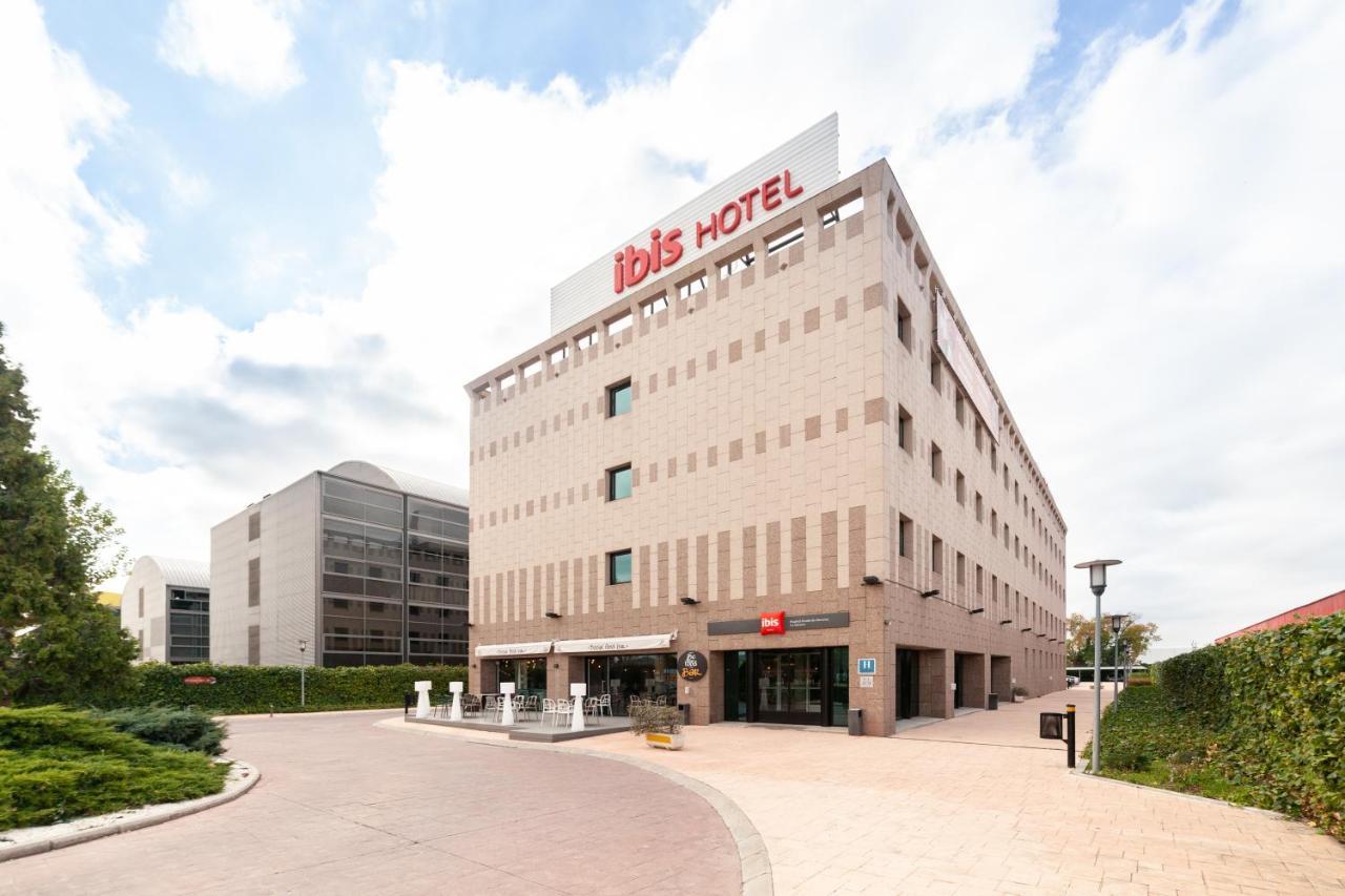 Отель Ibis Alcala De Henares La Garena Экстерьер фото