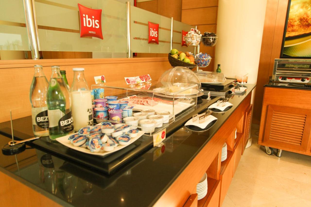 Отель Ibis Alcala De Henares La Garena Экстерьер фото